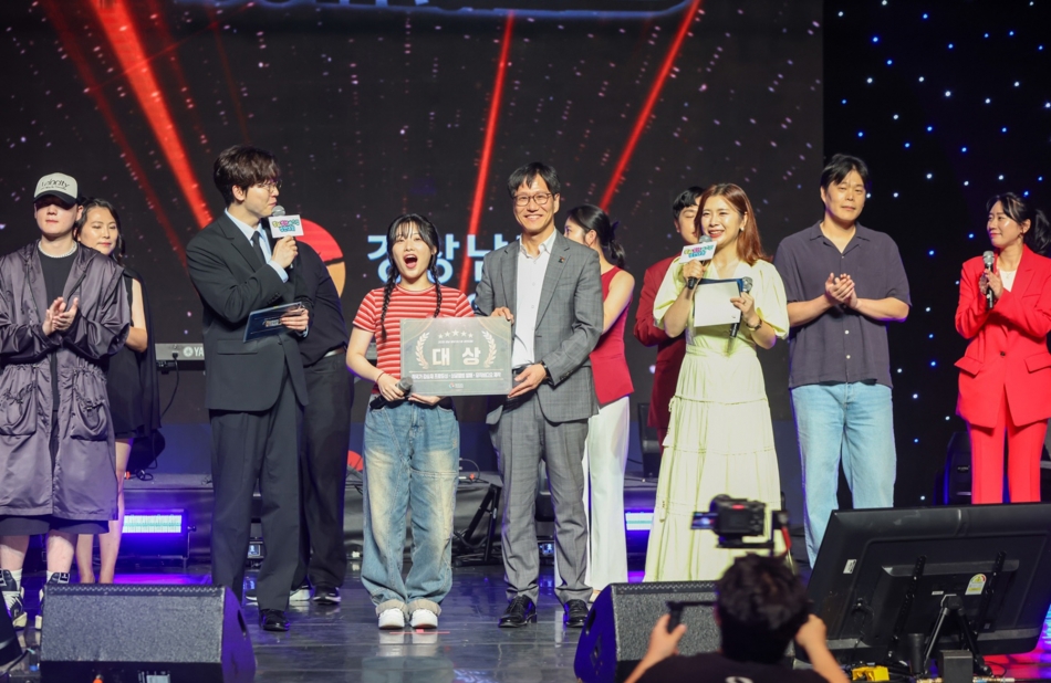 1009c108fa83a46d1cb90e6bba40c46b_1756259764_0388.jpg